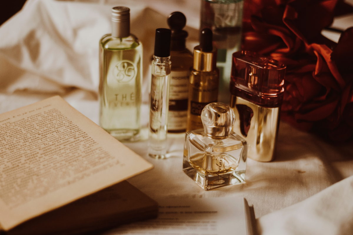 read fragrances and the art of perfumery